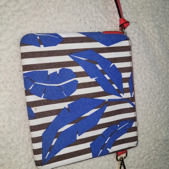 💙Henri Bendel CLASP POUCH - CANVAS AND RED LEATHER ♥️ ACCENTS - Picture 5 of 7